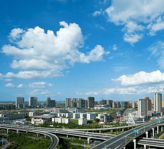 江苏海门港中天科技江苏海门港中天科技，引领科技潮流，塑造未来港口新面貌